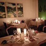 מלון Akzent Altes Casino 3*